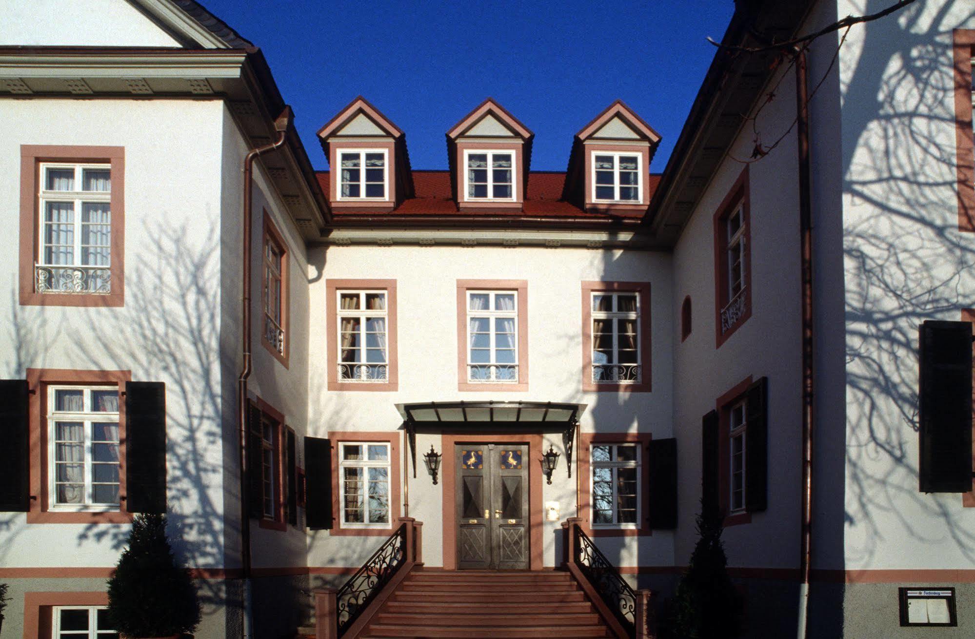 Herrenhaus Von Loew Bad Nauheim Exterior foto